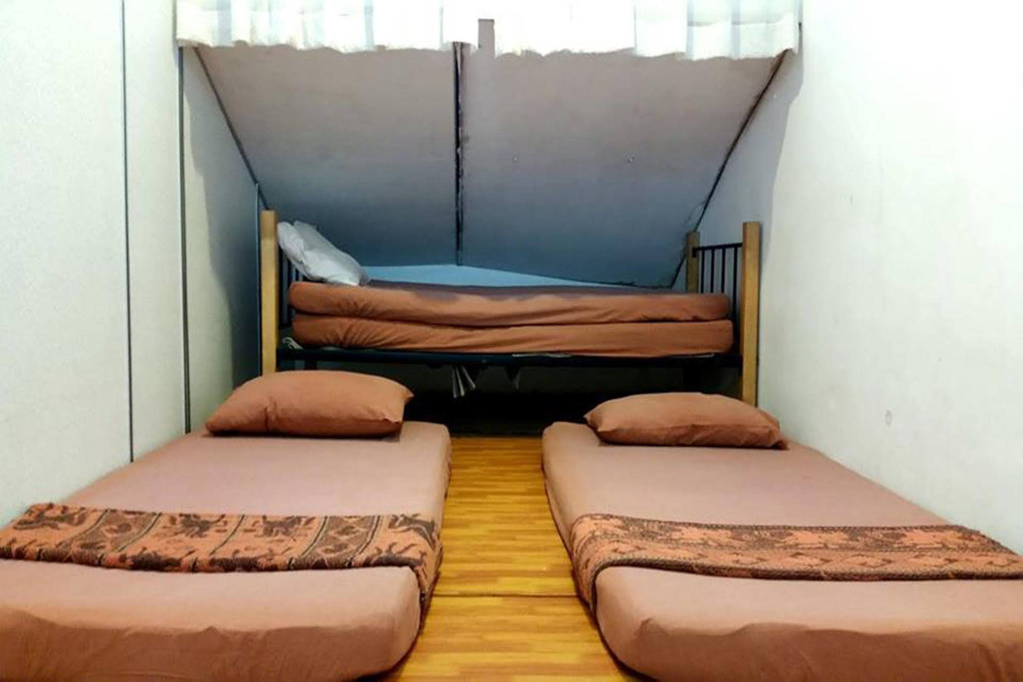 The Jiong House Hostel Malacca Exterior photo