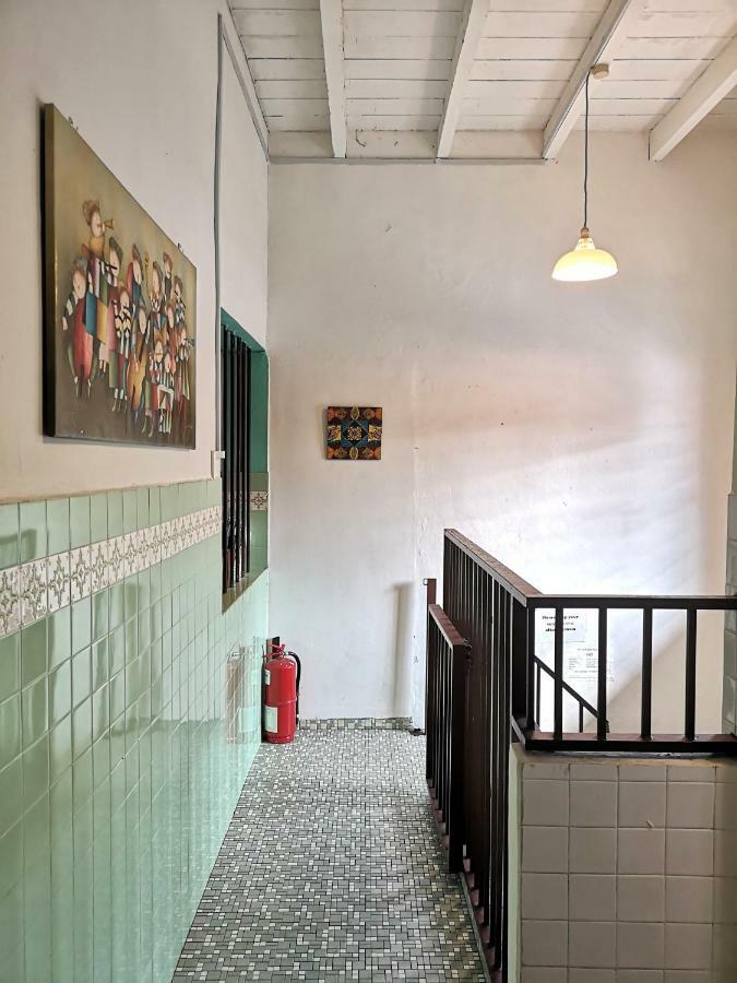 The Jiong House Hostel Malacca Exterior photo