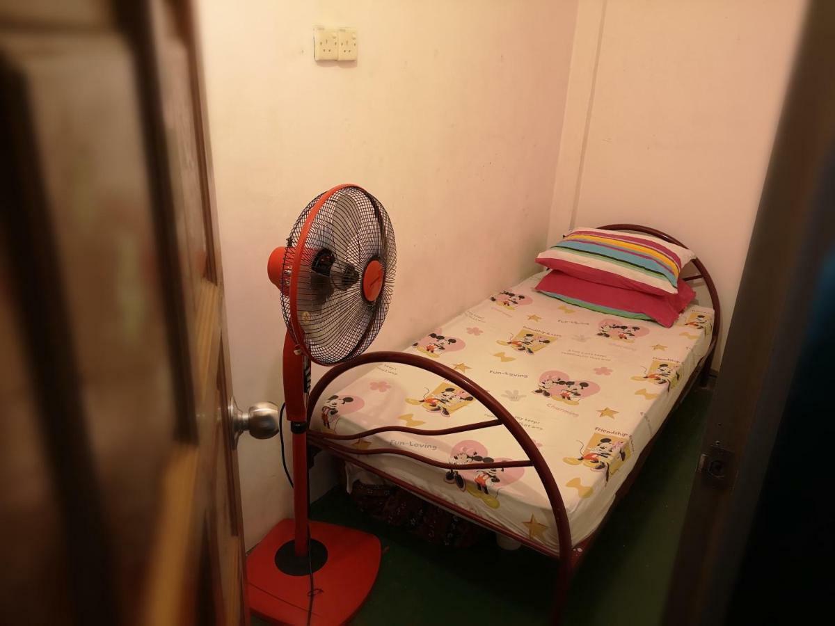 The Jiong House Hostel Malacca Room photo